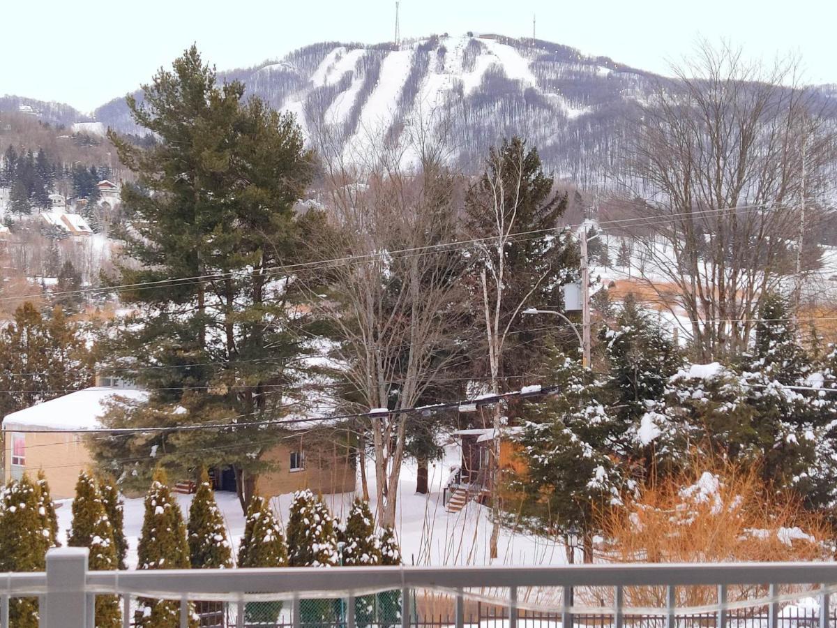 Le 204 Champlain Bromont Apartment Bagian luar foto