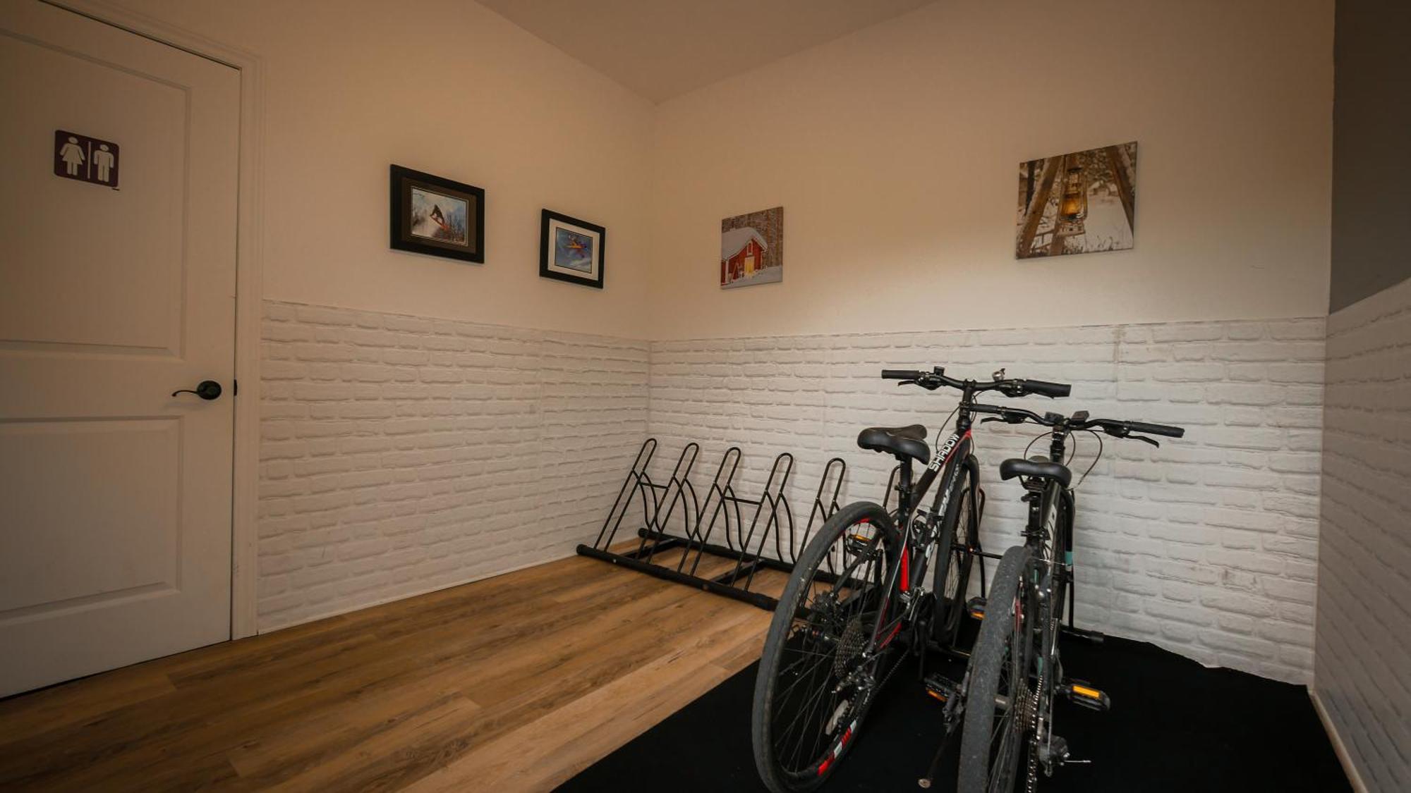Le 204 Champlain Bromont Apartment Bagian luar foto