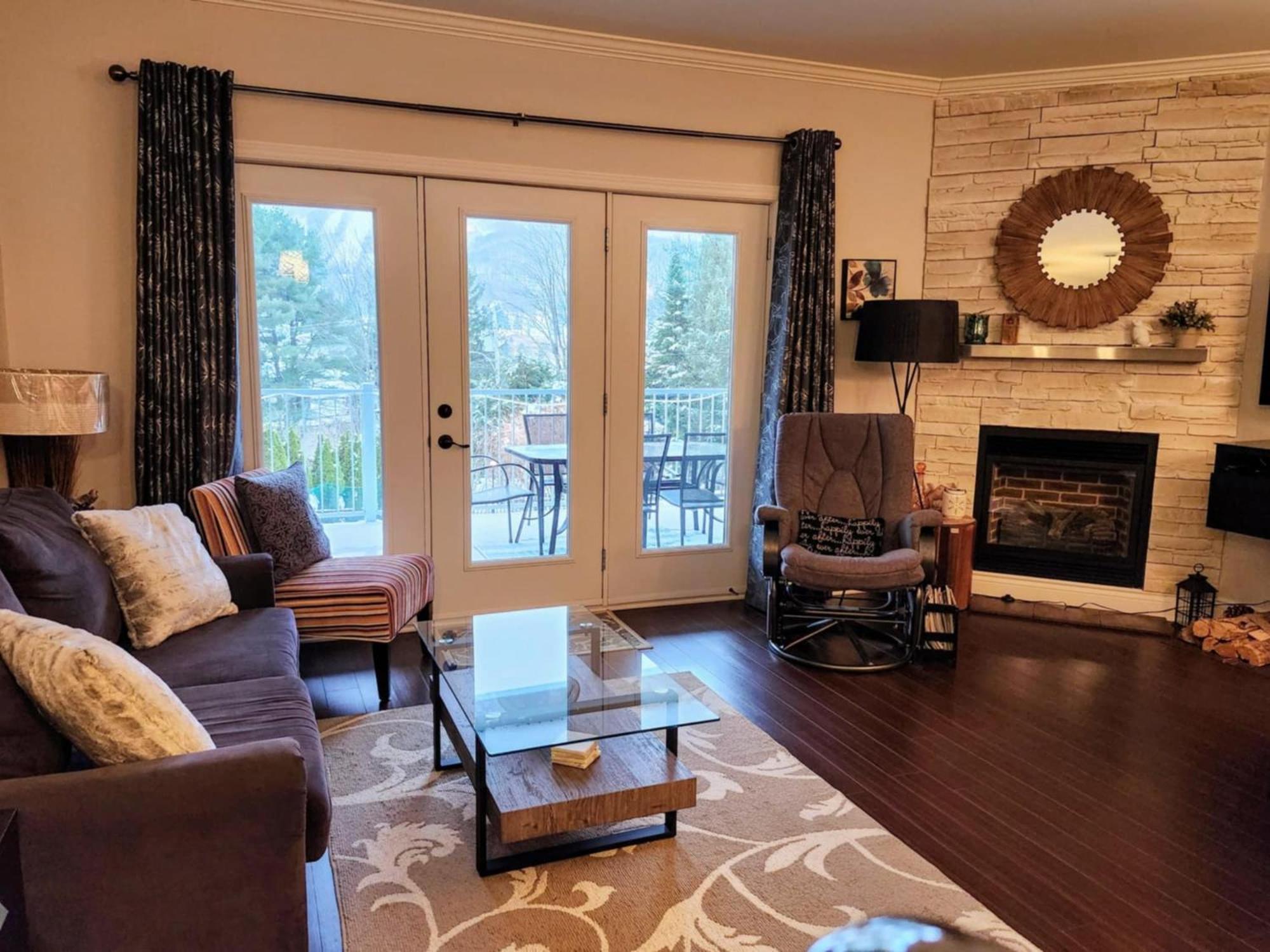 Le 204 Champlain Bromont Apartment Bagian luar foto